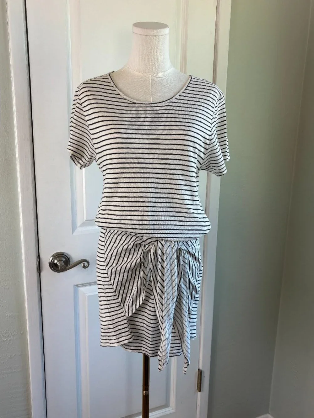 Bundle 2/$30! Dolan Left Coast Linen Stripe Ruched Dress Size Small EUC - Picture 1 of 13